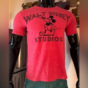 Walt Disney Studios Tee Shirt Small